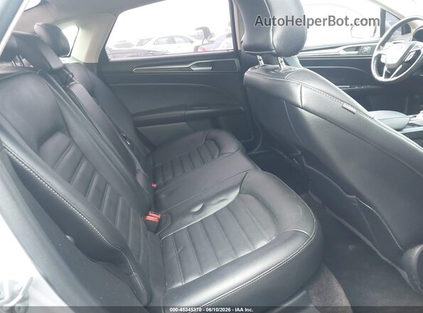 3FA6P0HD6HR114924 2017 FORD FUSION Silver 