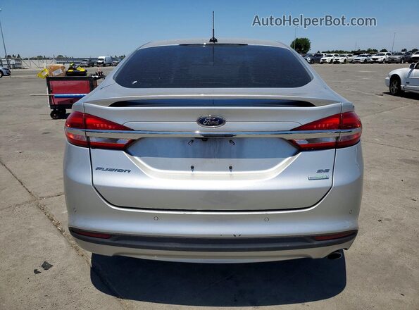 3FA6P0HD6JR167905 2018 FORD FUSION Silver Widok z tyłu