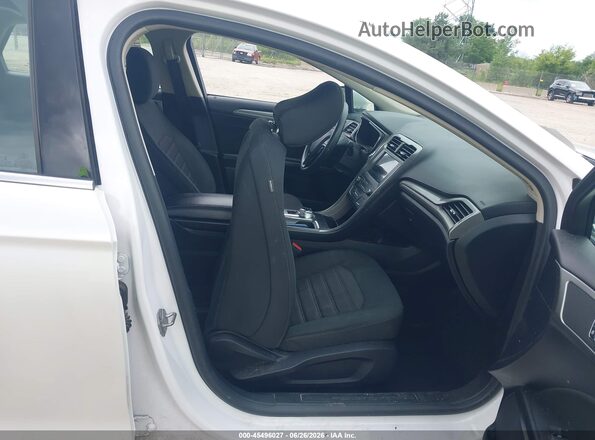 3FA6P0HD6LR162528 2020 FORD FUSION Белый Вид салона спереди