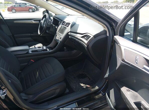 3FA6P0HD6LR170435 2020 FORD FUSION Черный Вид салона спереди