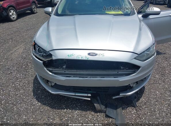 3FA6P0HD7HR309026 2017 FORD FUSION Silver Դիմացի տեսք