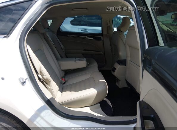 3FA6P0HD7JR231661 2018 FORD FUSION White Widok naklejki z numerem VIN