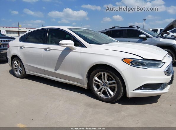 3FA6P0HD7JR231661 2018 FORD FUSION White Widok wnętrza z tyłu