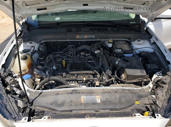 3FA6P0HD7LR225930 2020 FORD FUSION White Rear interior view