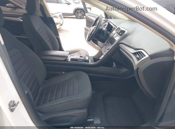3FA6P0HD7LR238662 2020 FORD FUSION Белый Вид салона спереди