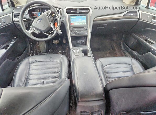 3FA6P0HD8HR104590 2017 FORD FUSION Бордовый Вид панели приборов