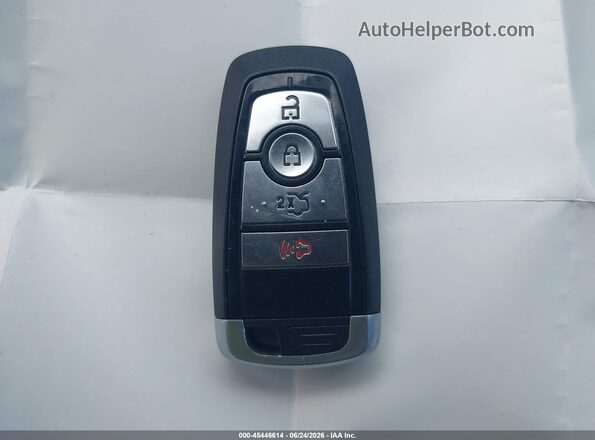 3FA6P0HD8JR154461 2018 FORD FUSION Silver Widok deski rozdzielczej