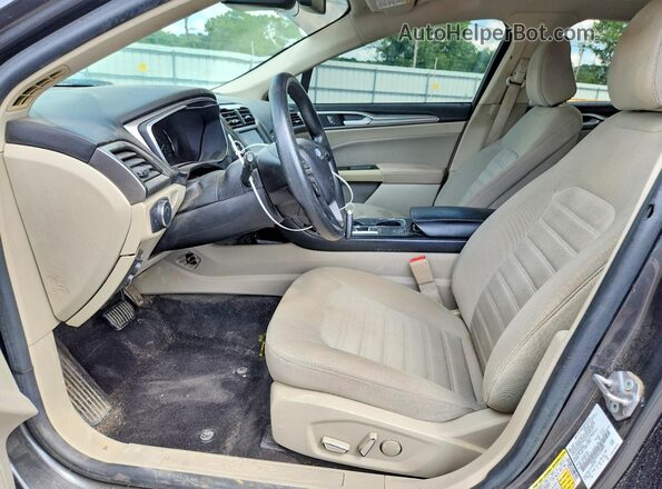 3FA6P0HD8LR230893 2020 FORD FUSION Gray Front interior view