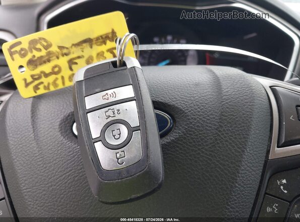 3FA6P0HD9LR105126 2020 FORD FUSION Silver Widok deski rozdzielczej