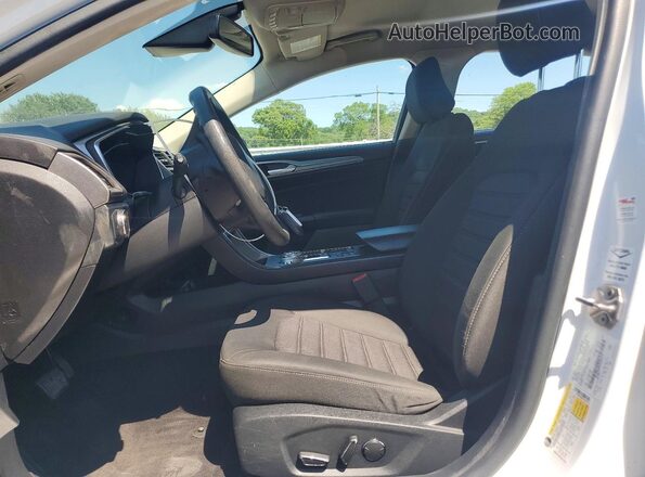 3FA6P0HD9LR105773 2020 FORD FUSION White Widok wnętrza z przodu