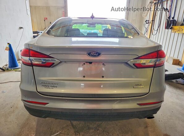 3FA6P0HD9LR262770 2020 FORD FUSION Серебряный Вид сзади