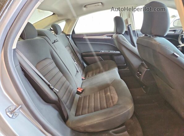 3FA6P0HD9LR262770 2020 FORD FUSION Серебряный Вид задних сидений