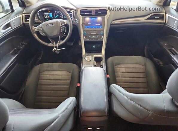 3FA6P0HD9LR262770 2020 FORD FUSION Серебряный Вид панели приборов