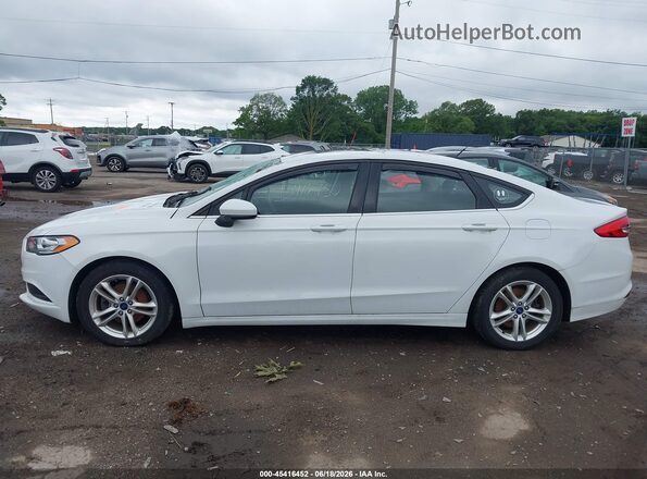 3FA6P0HDXJR223344 2018 FORD FUSION White 360 interior view