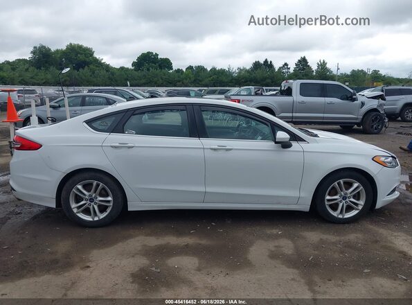 3FA6P0HDXJR223344 2018 FORD FUSION White Rear interior view