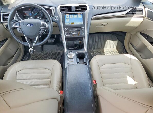 3FA6P0HDXJR252567 2018 FORD FUSION Maroon Вид панелі приладів