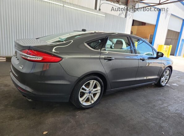 3FA6P0HDXJR256246 2018 FORD FUSION Gray 