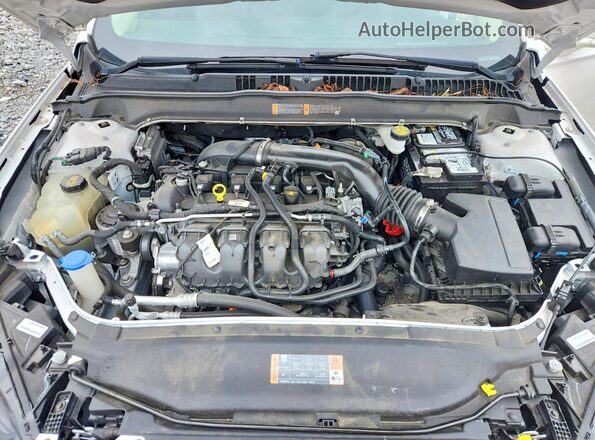 3FA6P0K90LR178602 2020 FORD FUSION White Вид задньої частини салону