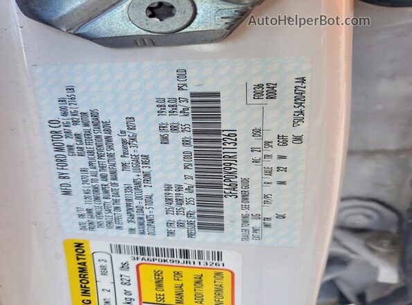 3FA6P0K99JR113261 2018 FORD FUSION White Engine compartment view