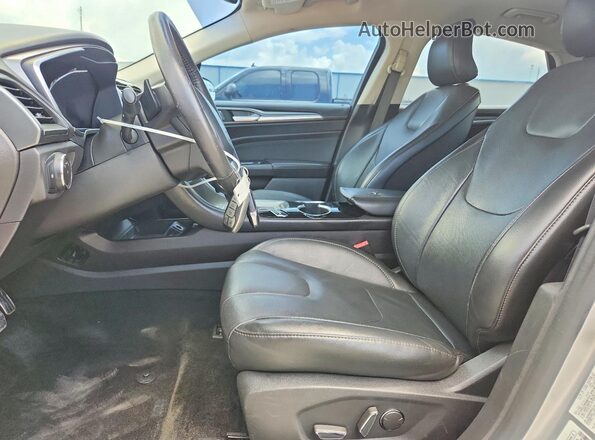 3FA6P0K9XGR211630 2016 FORD FUSION Silver Widok wnętrza z przodu