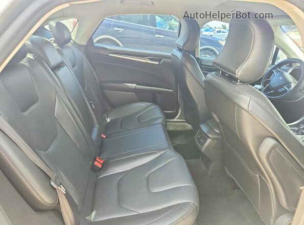 3FA6P0K9XGR211630 2016 FORD FUSION Silver Widok tylnych siedzeń