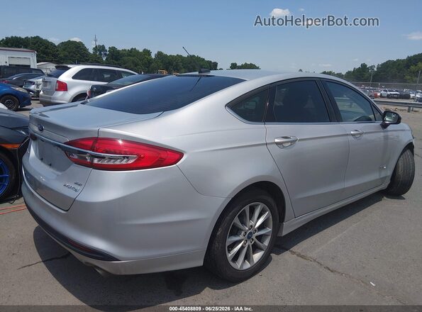 3FA6P0LU0HR386599 2017 FORD FUSION HYBRID Silver Tył prawy