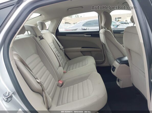 3FA6P0LU0JR173805 2018 FORD FUSION HYBRID Silver VIN կոդի պիտակի տեսք