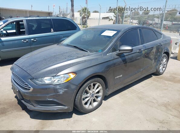 3FA6P0LU1HR286155 2017 FORD FUSION HYBRID Gray Vista tres cuartos delantera izquierda