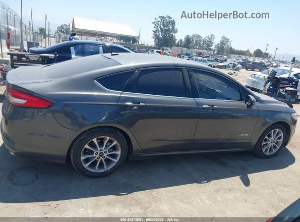 3FA6P0LU1HR286155 2017 FORD FUSION HYBRID Gray Vista interior trasera