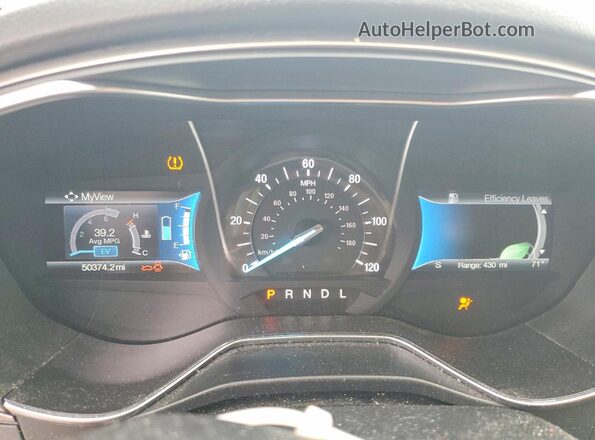 3FA6P0LU1JR117582 2018 FORD FUSION Белый Вид щитка приборов