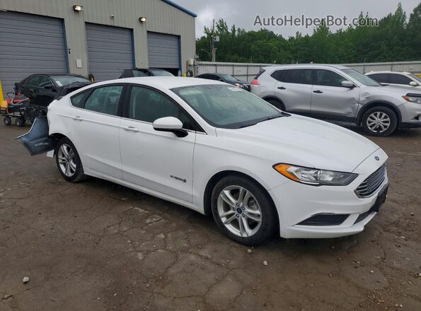 3FA6P0LU1JR117582 2018 FORD FUSION Белый Передняя правая четверть