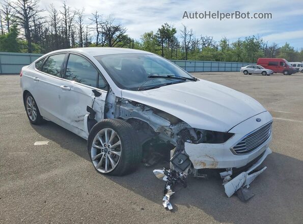 3FA6P0LU2HR381209 2017 FORD FUSION Белый Передняя правая четверть