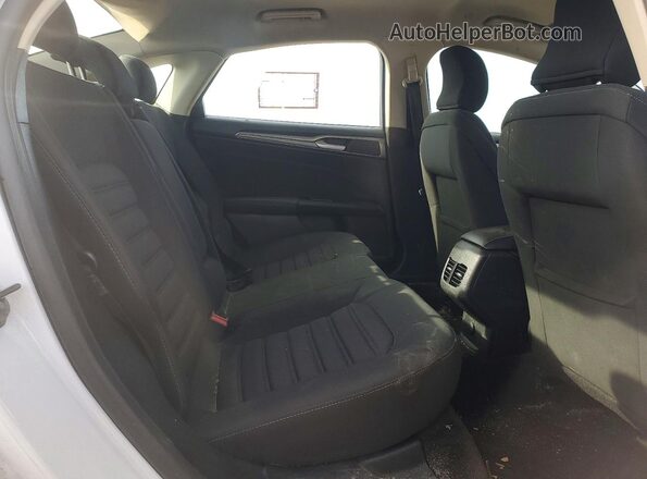 3FA6P0LU2HR381209 2017 FORD FUSION Белый Вид задних сидений
