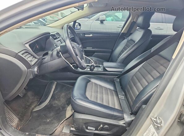 3FA6P0LU2JR219361 2018 FORD FUSION Silver Front interior view