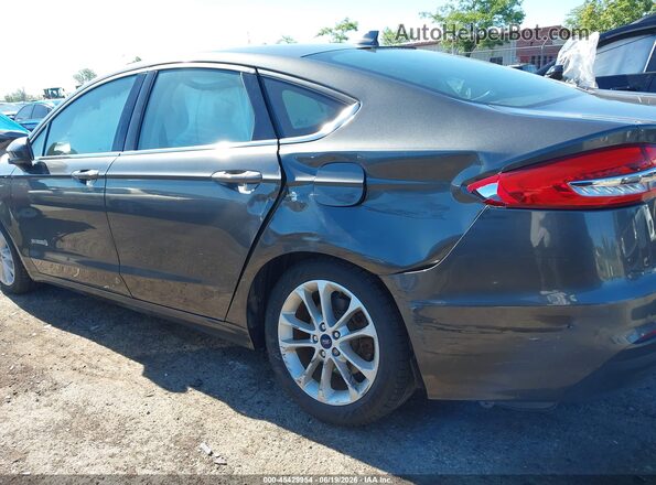 3FA6P0LU2KR130942 2019 FORD FUSION HYBRID Gray 