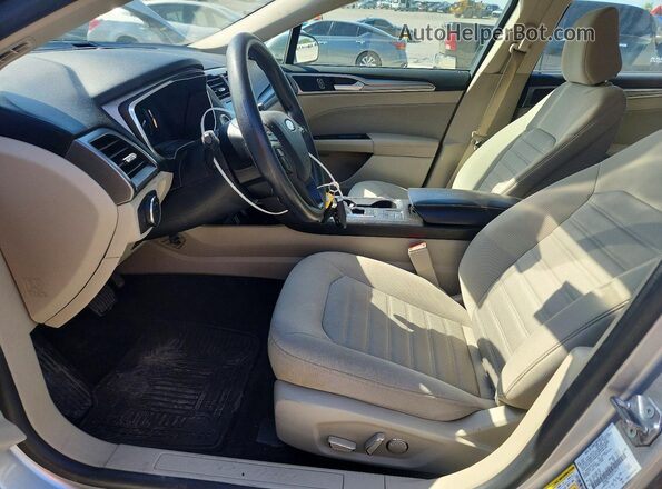 3FA6P0LU2LR216172 2020 FORD FUSION Silver Front interior view