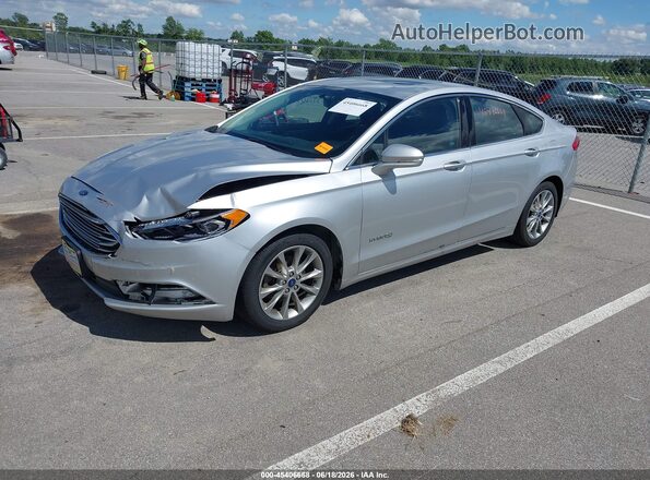 3FA6P0LU3HR249592 2017 FORD FUSION HYBRID Серебряный Передняя левая четверть