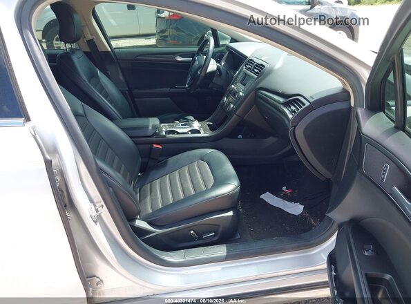 3FA6P0LU3JR128440 2018 FORD FUSION HYBRID Silver Front interior view