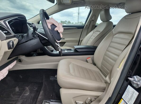 3FA6P0LU3JR245399 2018 FORD FUSION Черный Вид салона спереди