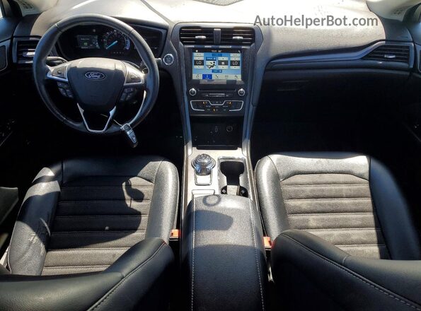 3FA6P0LU4JR211889 2018 FORD FUSION Silver Vista del salpicadero