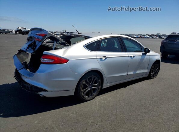 3FA6P0LU4JR211889 2018 FORD FUSION Silver Trasero derecho