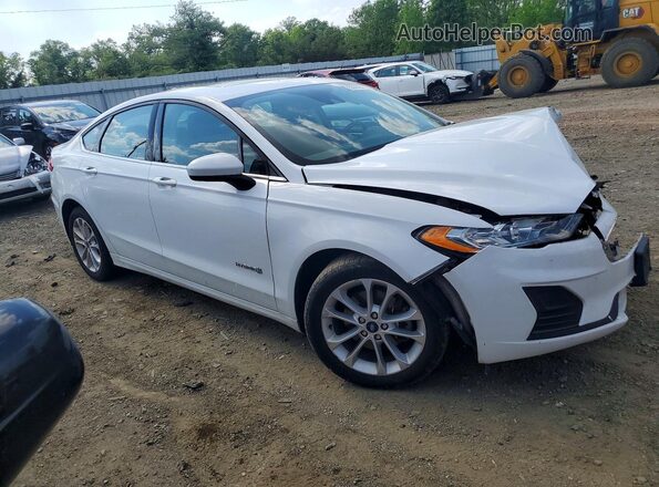 3FA6P0LU4KR212770 2019 FORD FUSION Белый Передняя правая четверть