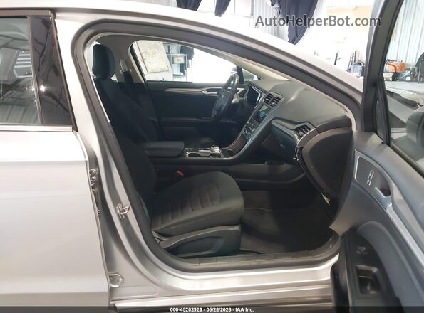 3FA6P0LU4LR224743 2020 FORD FUSION Silver Front interior view
