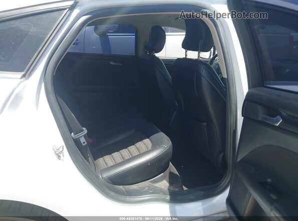 3FA6P0LU6JR132689 2018 FORD FUSION HYBRID White Вид наклейки з VIN-кодом