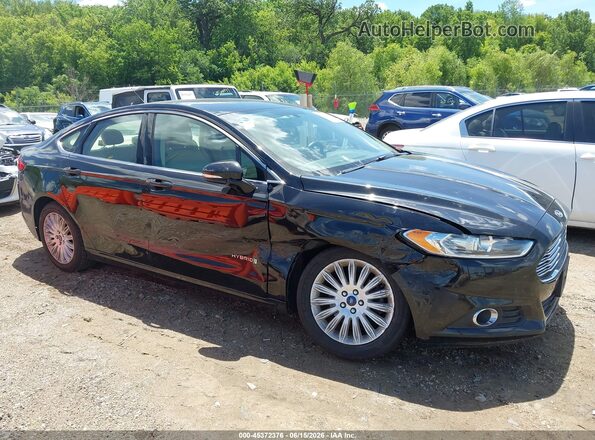 3FA6P0LU7GR318539 2016 FORD FUSION HYBRID Black Rear interior view
