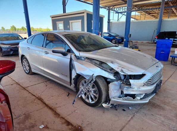 3FA6P0LU7HR374062 2017 FORD FUSION Silver 