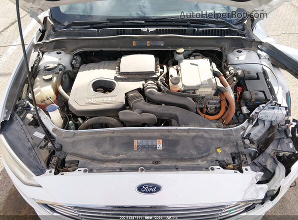 3FA6P0LU7JR129803 2018 FORD FUSION HYBRID White Вид ззаду