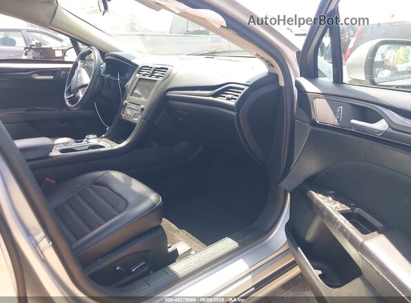 3FA6P0LU7JR281175 2018 FORD FUSION HYBRID Silver Սալոնի դիմացի տեսք