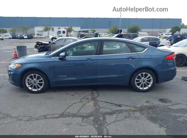 3FA6P0LU8KR274656 2019 FORD FUSION HYBRID Blue 