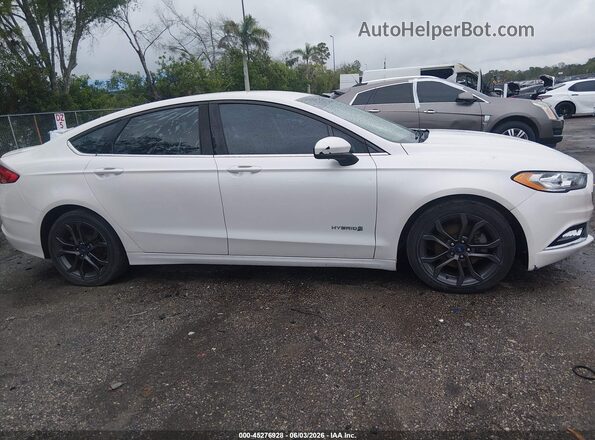3FA6P0LU9JR107236 2018 FORD FUSION HYBRID White Вид задньої частини салону